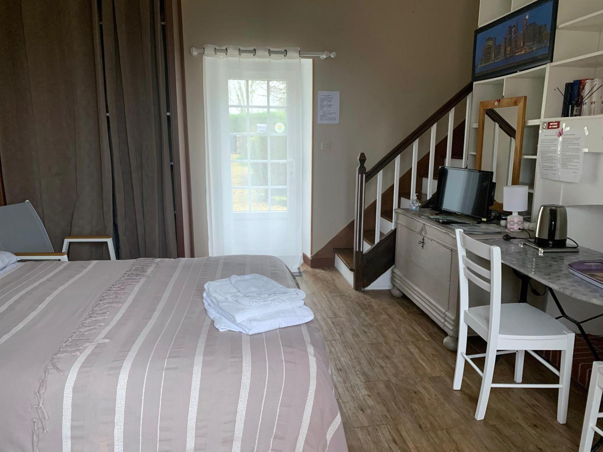 La Costonnerie Bed & Breakfast Leigne-sur-Usseau Екстериор снимка
